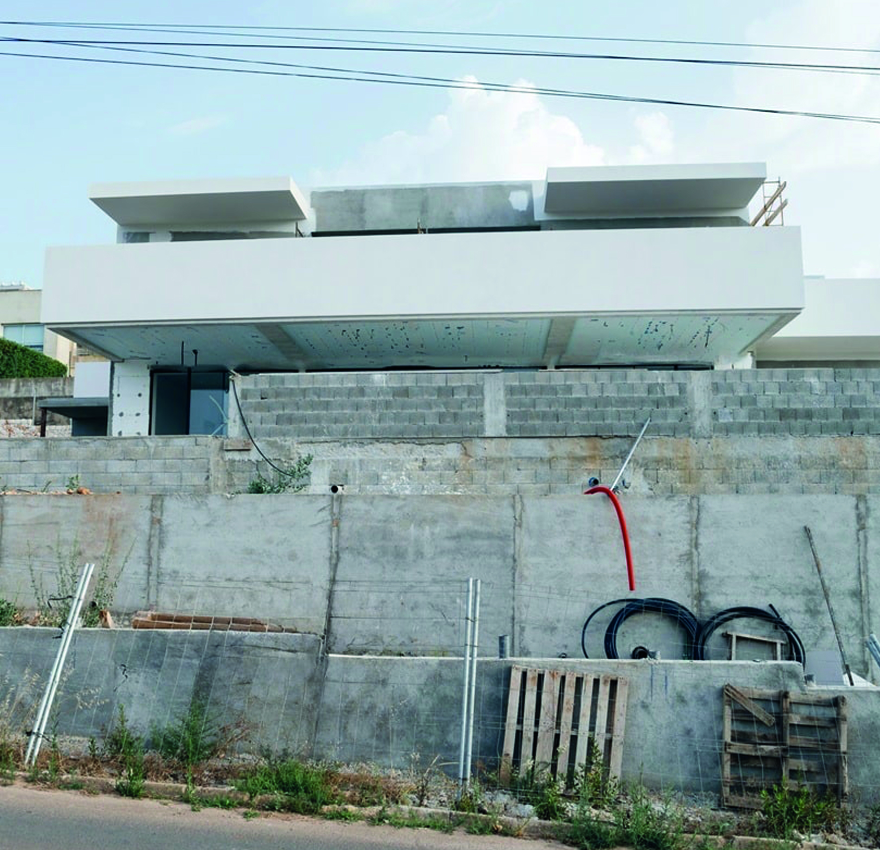 CONSTRUCTION